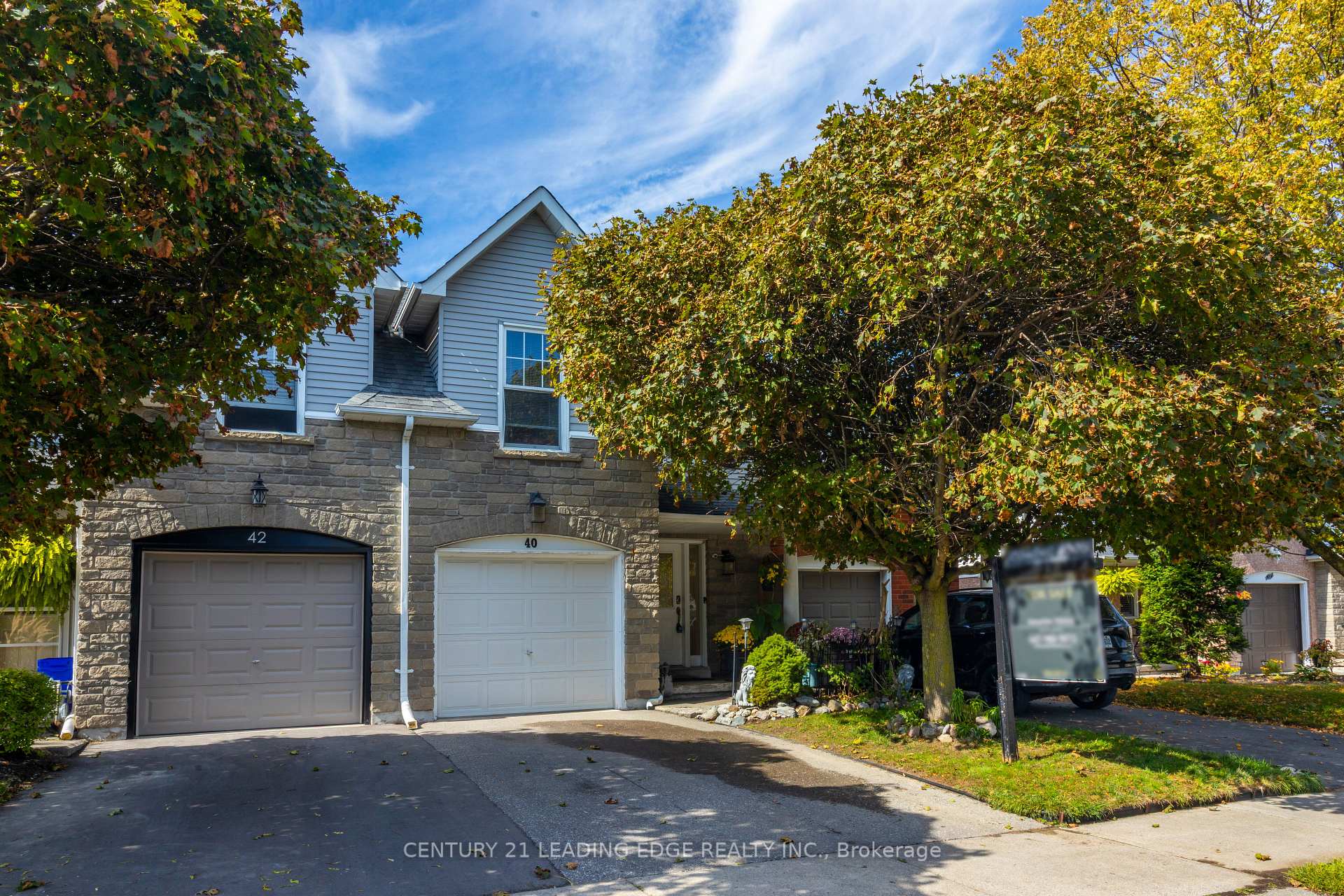 Photo 3 of 40 Weaver Street, Clarington, Courtice — HOMEH