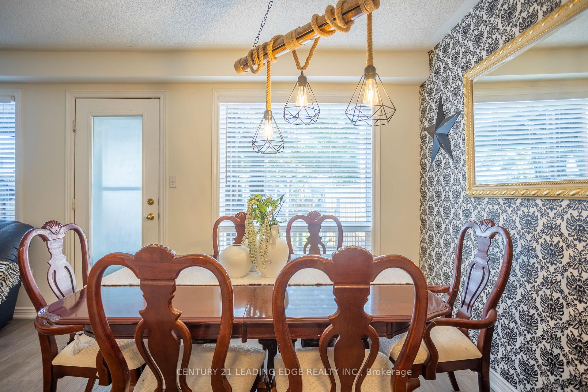 Photo 13 of 40 Weaver Street, Clarington, Courtice — HOMEH