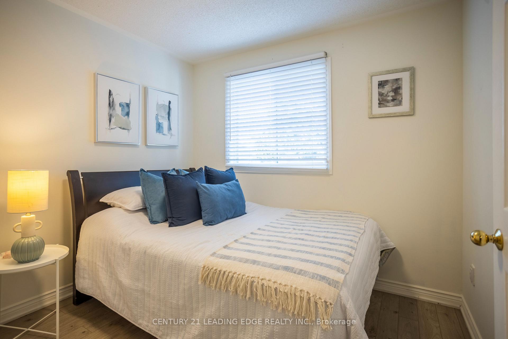 Photo 26 of 40 Weaver Street, Clarington, Courtice — HOMEH