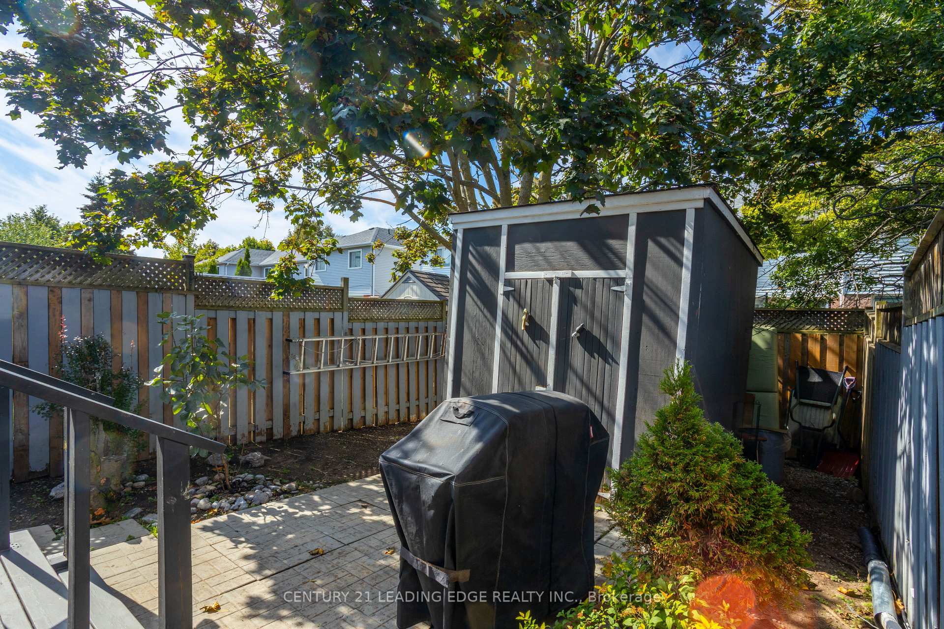 Photo 38 of 40 Weaver Street, Clarington, Courtice — HOMEH