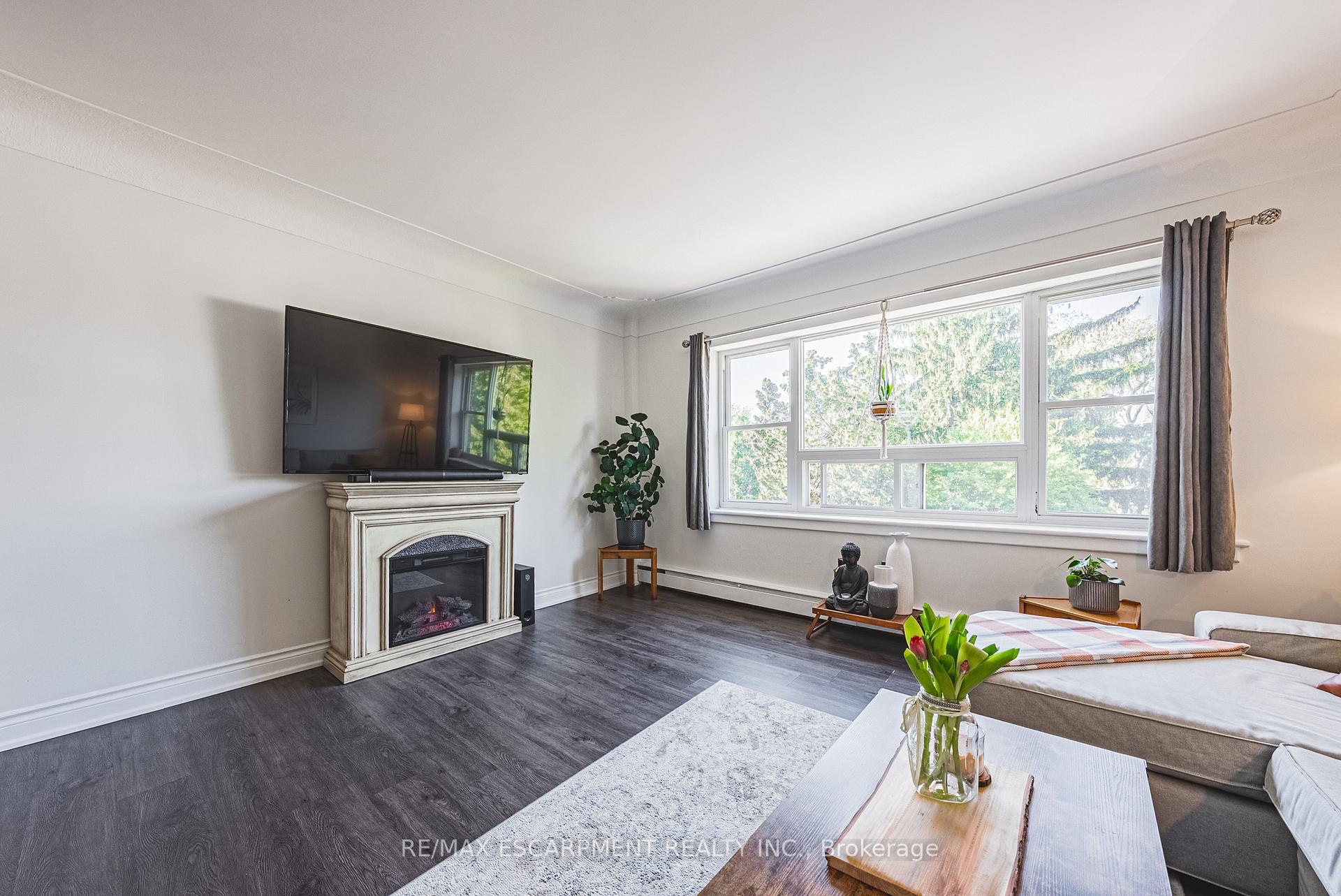 Photo 13 of Unit 208, 836 Concession Street, Hamilton, Raleigh — HOMEH