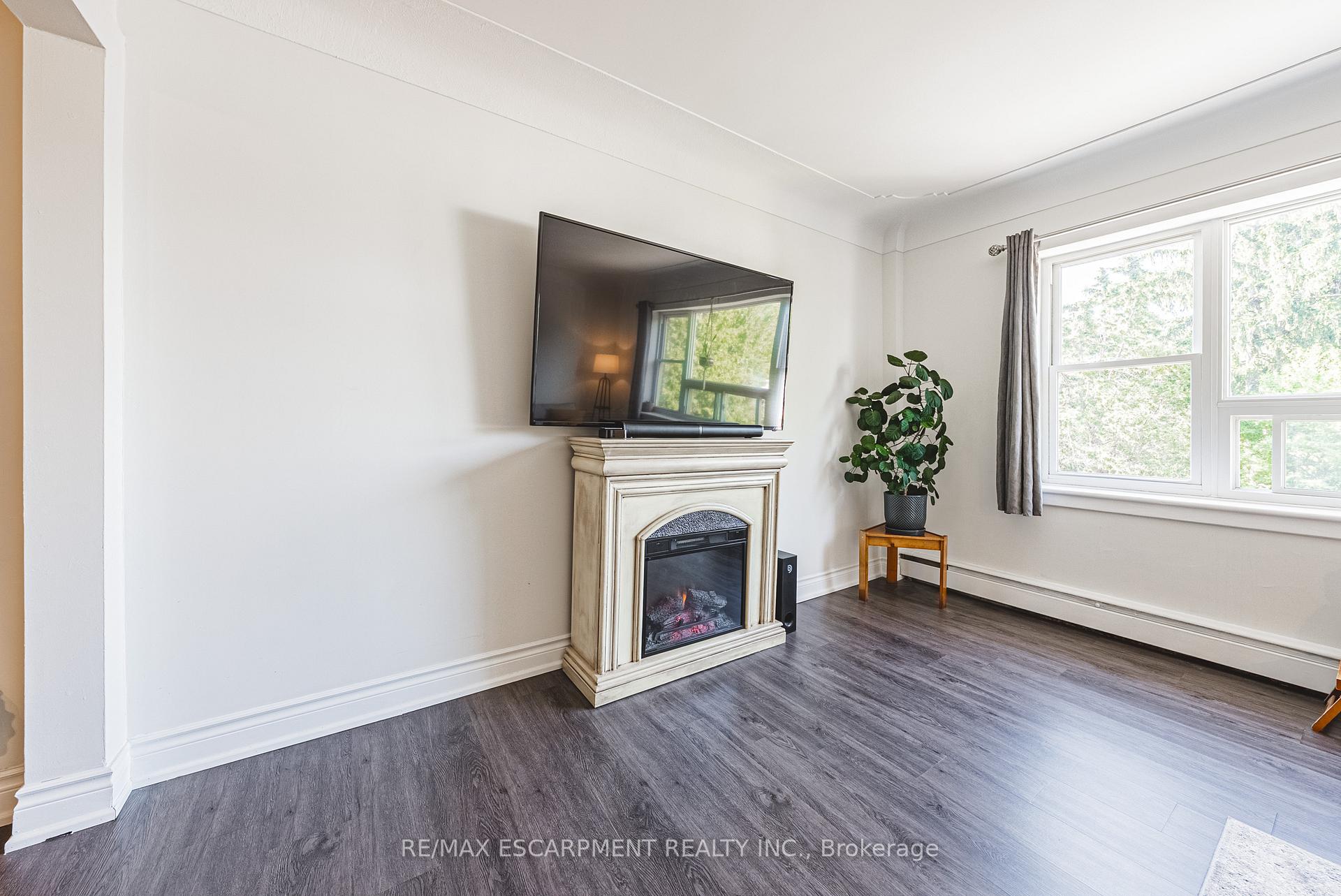 Photo 12 of Unit 208, 836 Concession Street, Hamilton, Raleigh — HOMEH