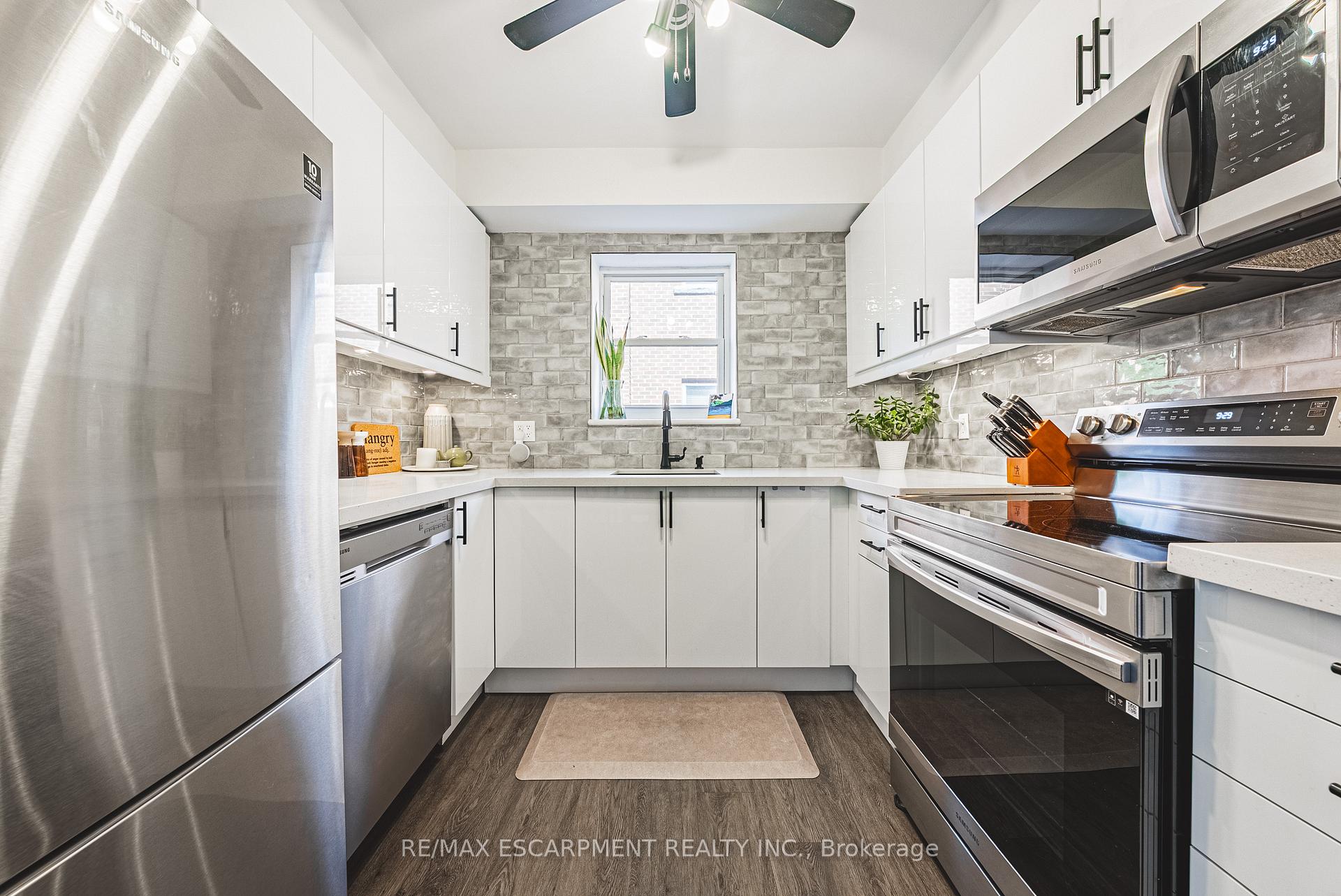 Photo 8 of Unit 208, 836 Concession Street, Hamilton, Raleigh — HOMEH