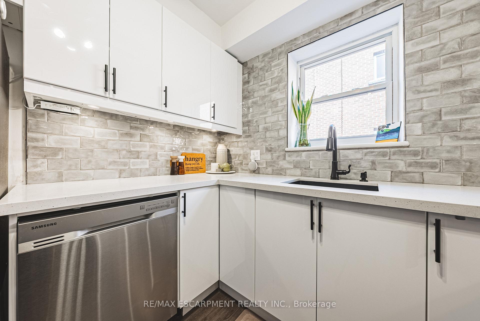 Photo 22 of Unit 208, 836 Concession Street, Hamilton, Raleigh — HOMEH