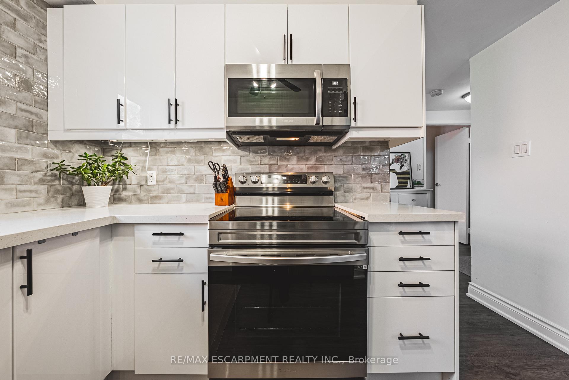 Photo 26 of Unit 208, 836 Concession Street, Hamilton, Raleigh — HOMEH