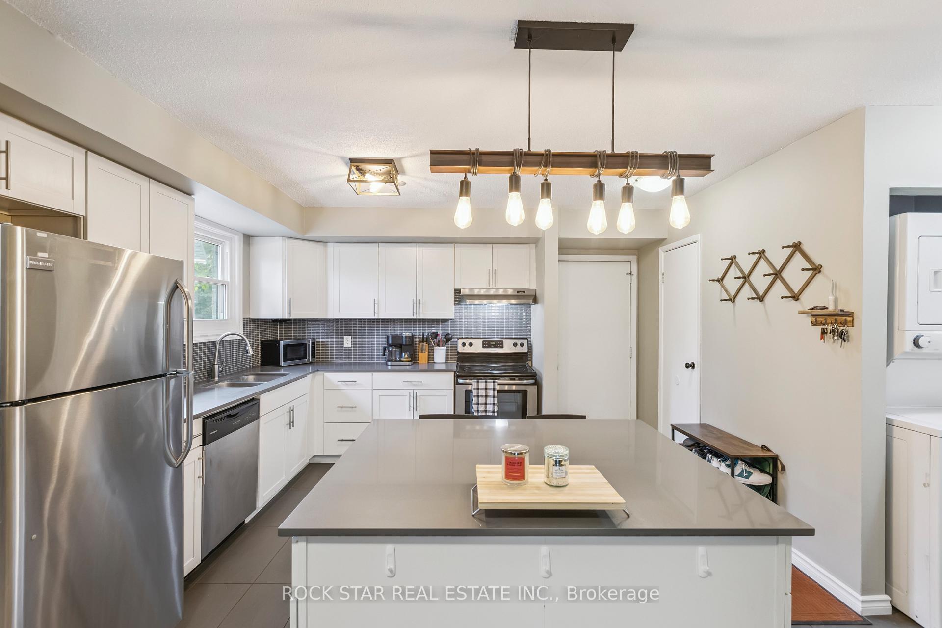 Photo 3 of Unit 5, 511 Quiet Place, Waterloo — HOMEH