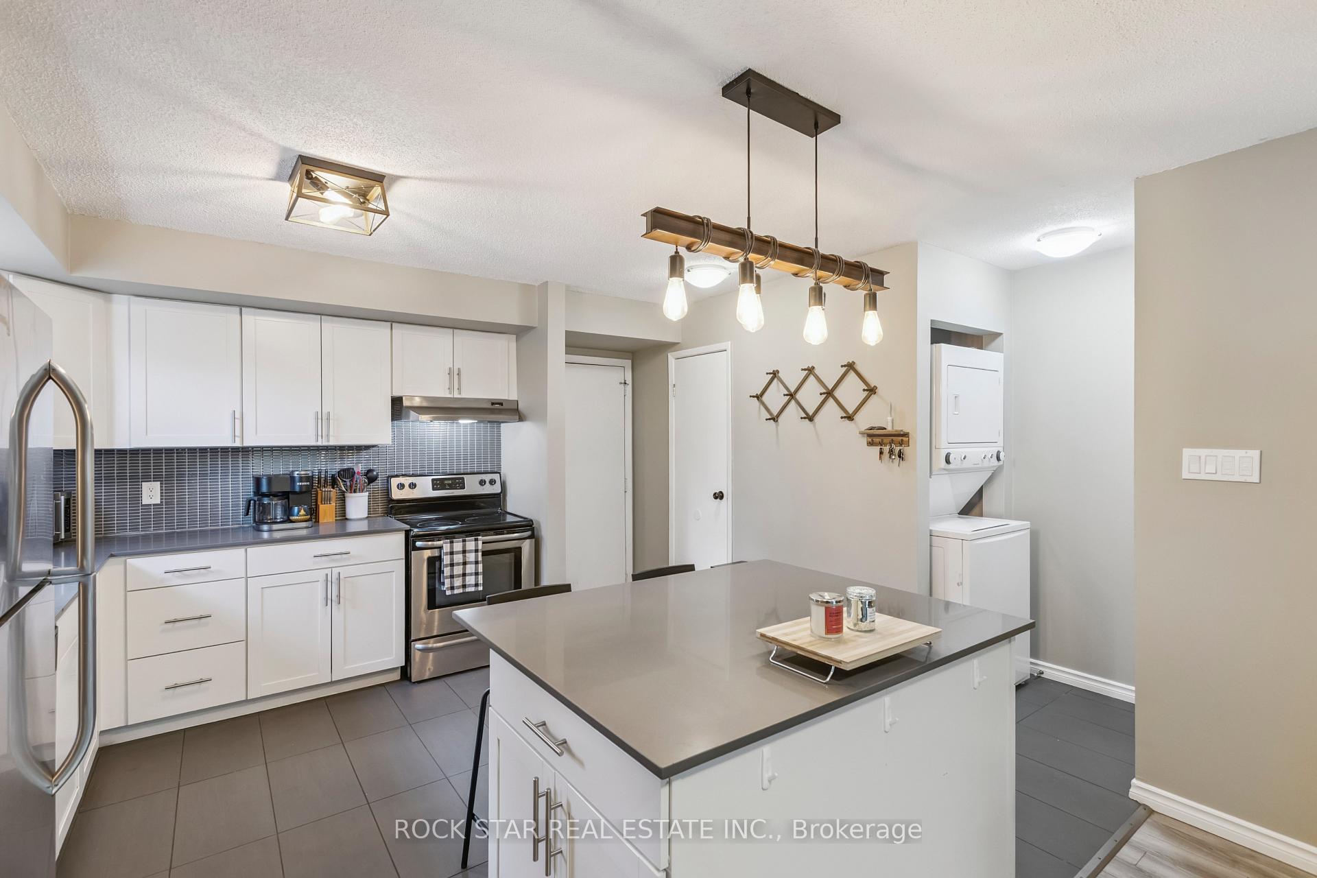 Photo 4 of Unit 5, 511 Quiet Place, Waterloo — HOMEH