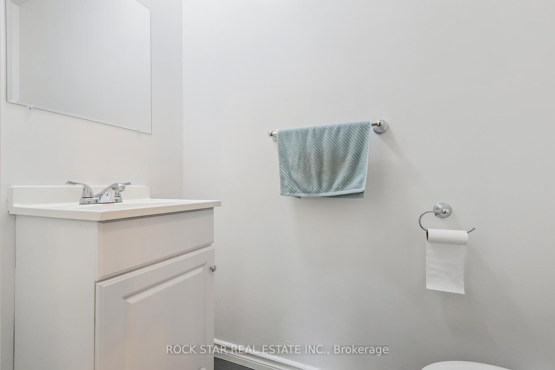 Photo 9 of Unit 5, 511 Quiet Place, Waterloo — HOMEH