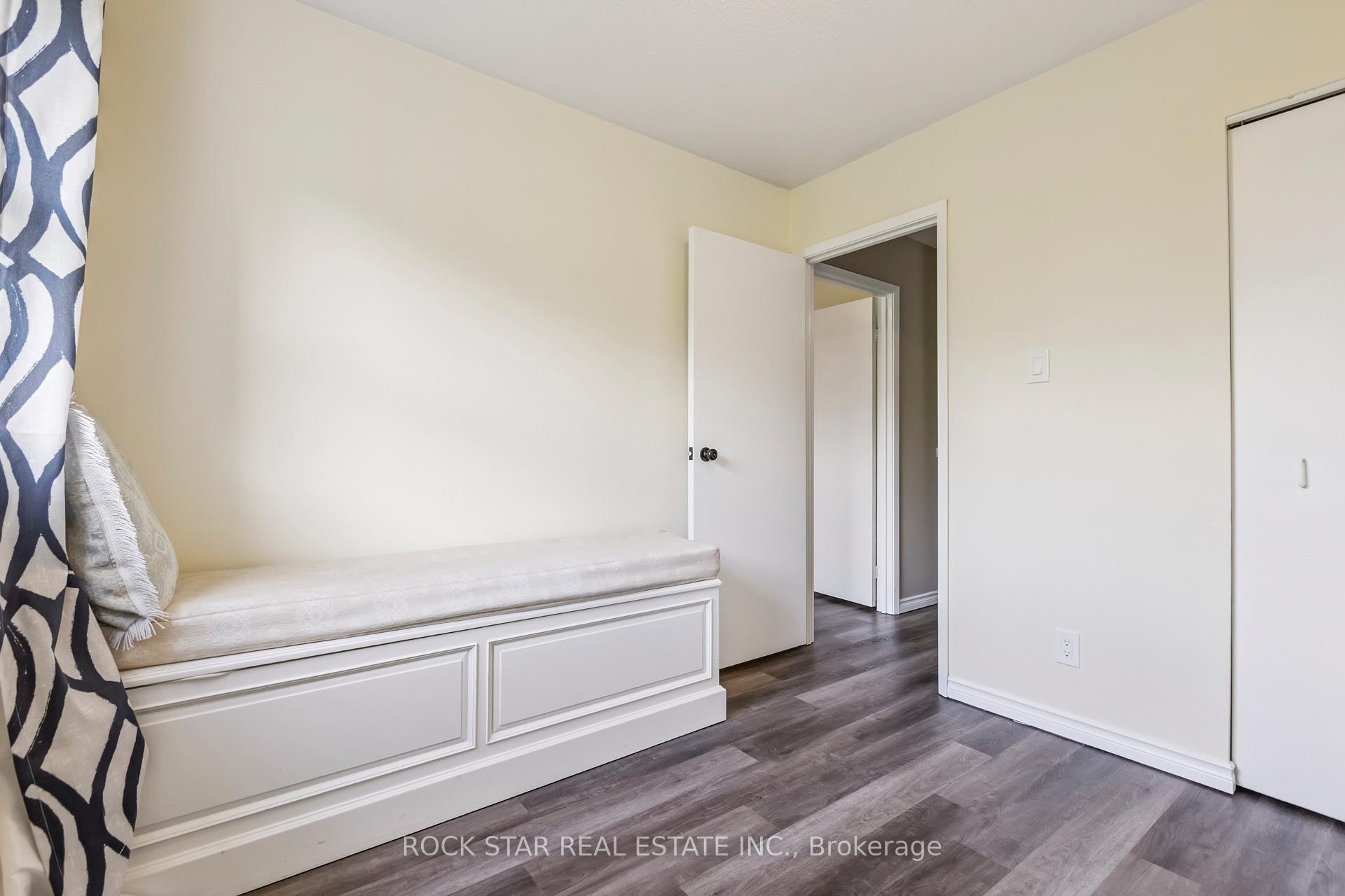 Photo 18 of Unit 5, 511 Quiet Place, Waterloo — HOMEH