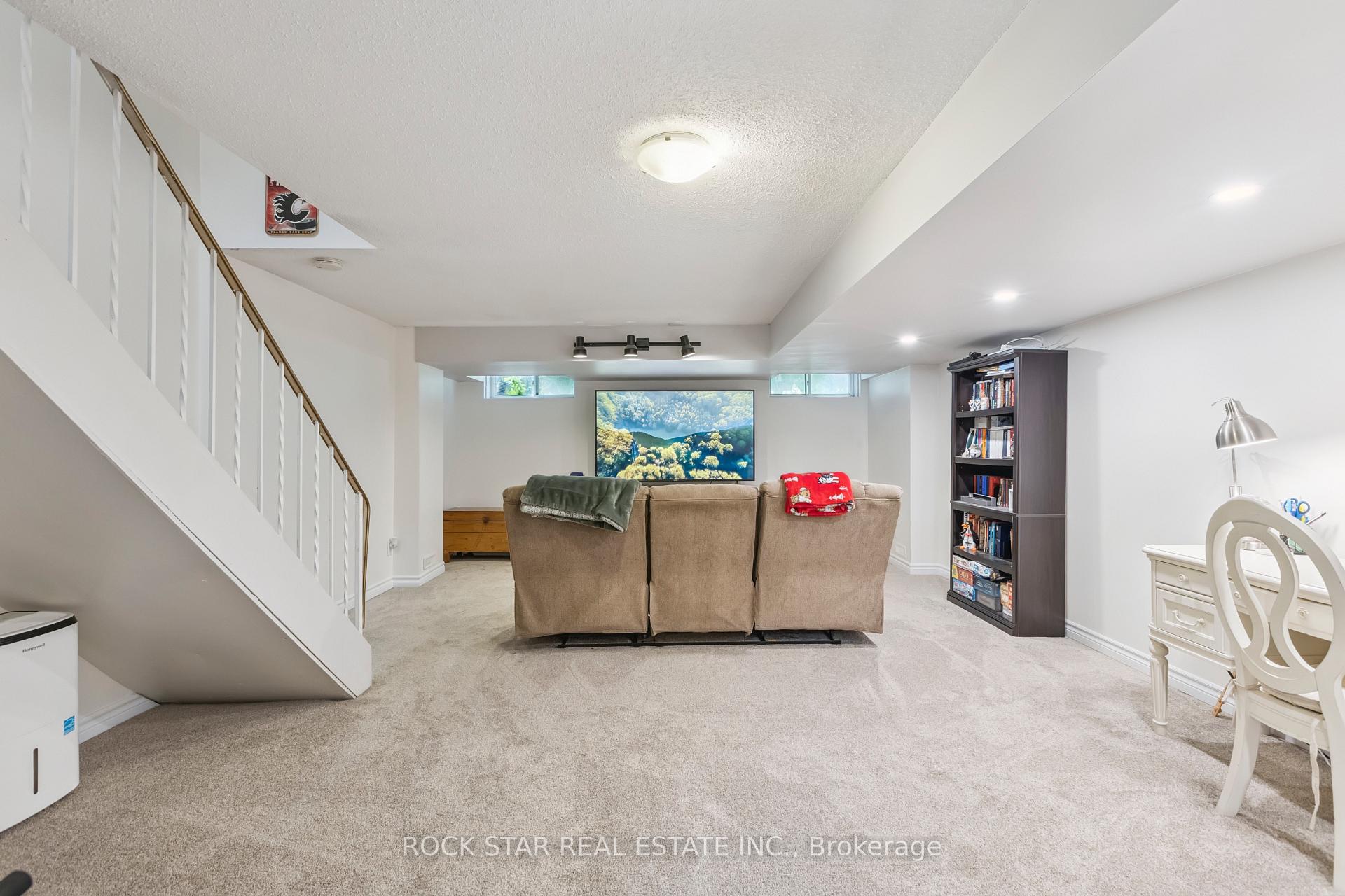 Photo 19 of Unit 5, 511 Quiet Place, Waterloo — HOMEH