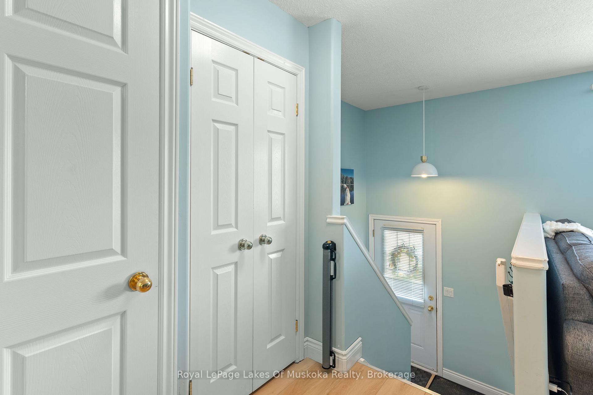 Photo 4 of Unit 20, 200 Pine Street, Bracebridge, Macaulay — HOMEH
