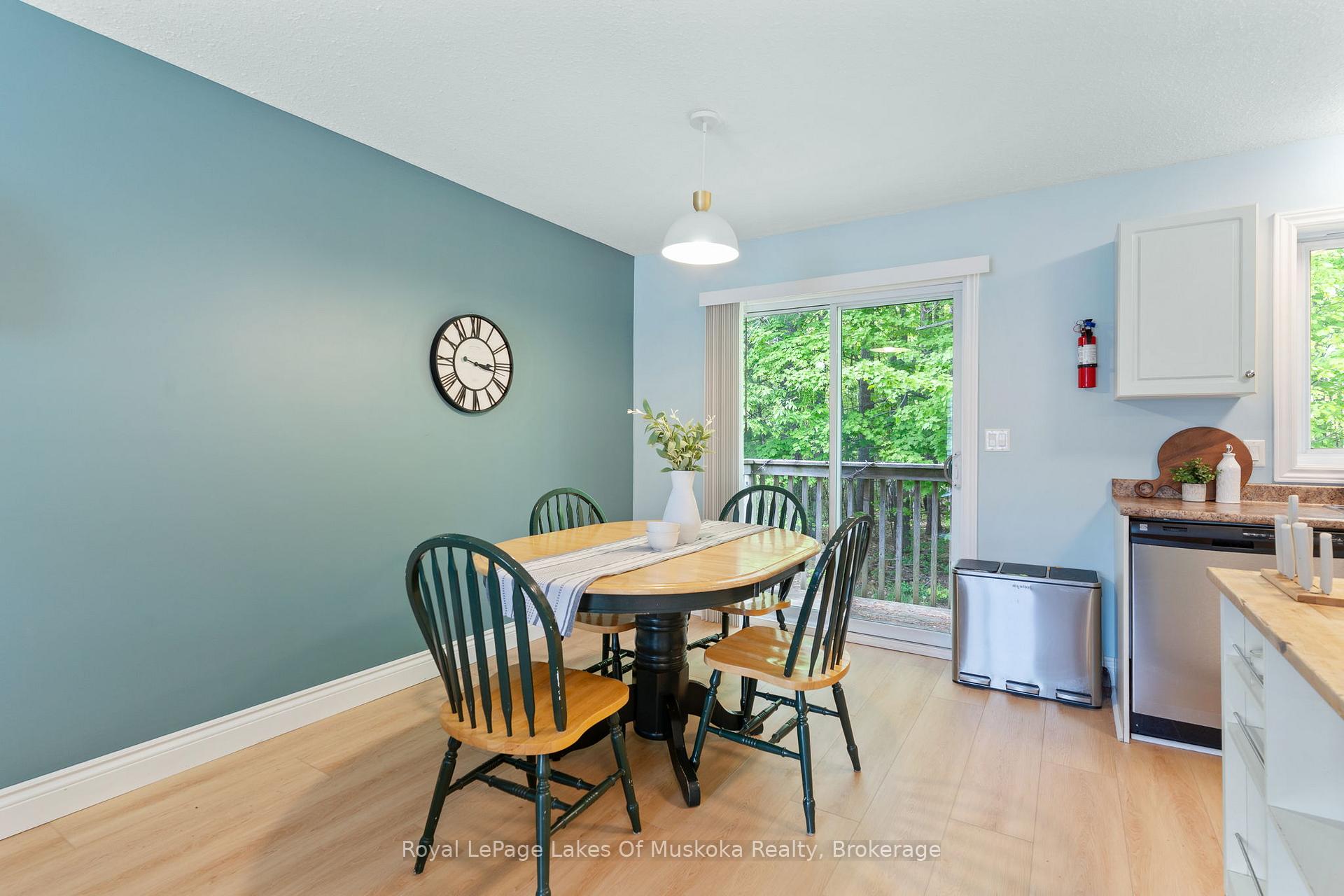 Photo 11 of Unit 20, 200 Pine Street, Bracebridge, Macaulay — HOMEH