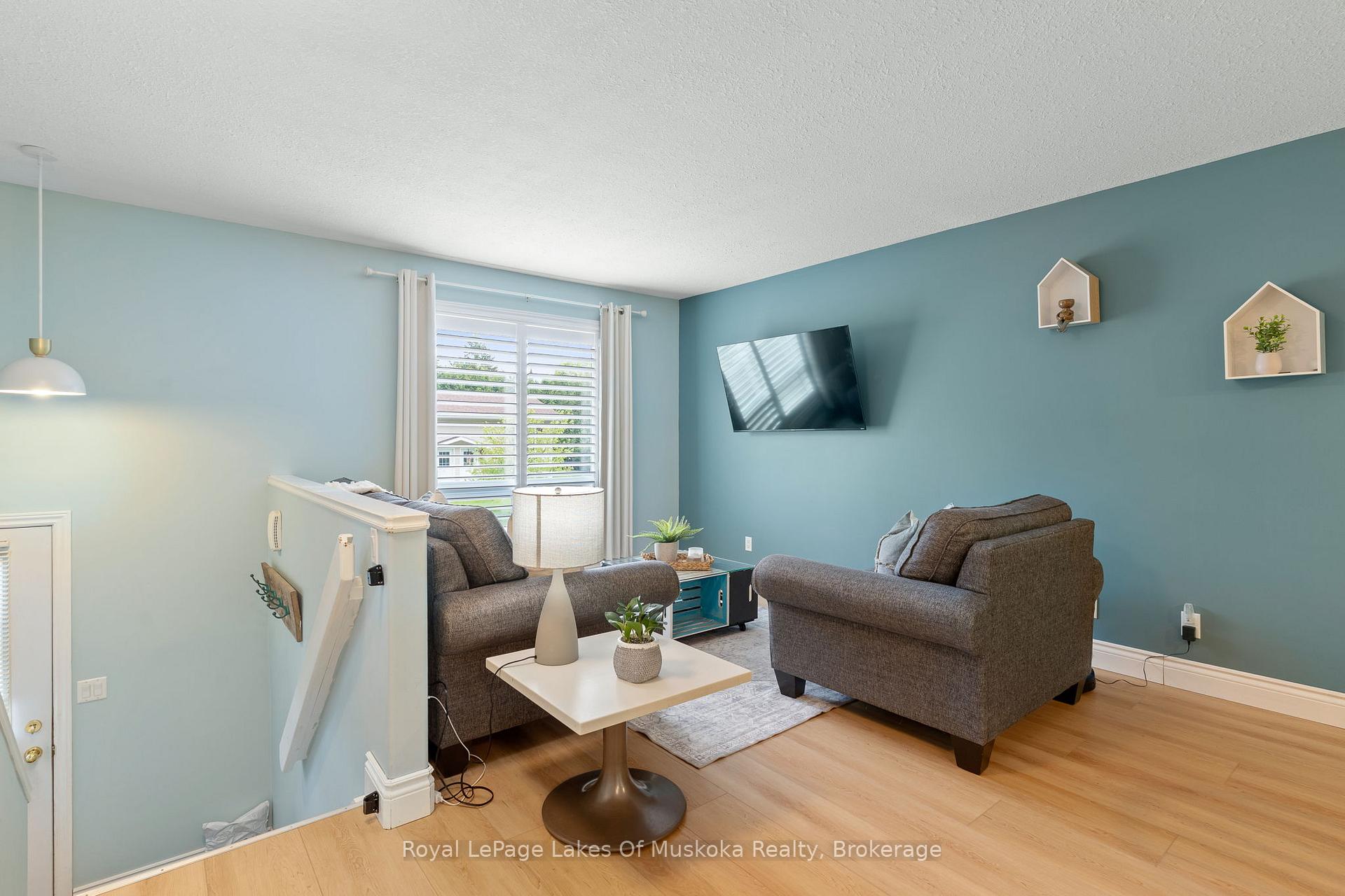 Photo 25 of Unit 20, 200 Pine Street, Bracebridge, Macaulay — HOMEH