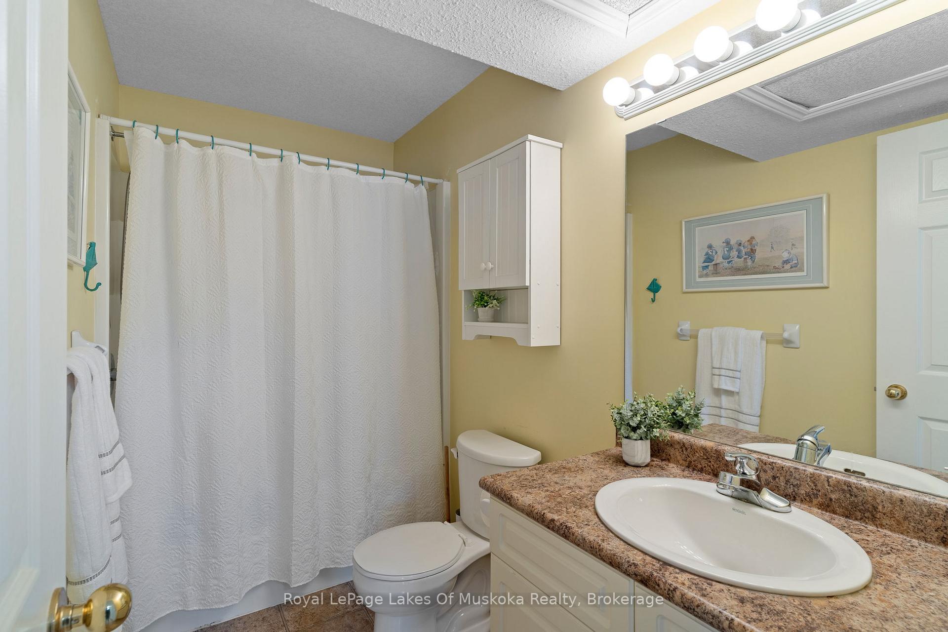 Photo 21 of Unit 20, 200 Pine Street, Bracebridge, Macaulay — HOMEH