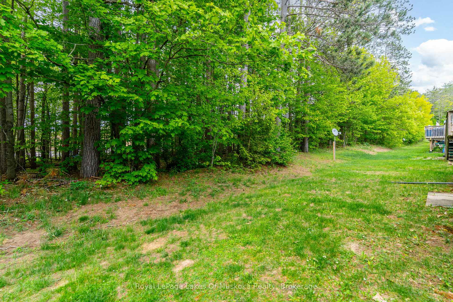 Photo 36 of Unit 20, 200 Pine Street, Bracebridge, Macaulay — HOMEH