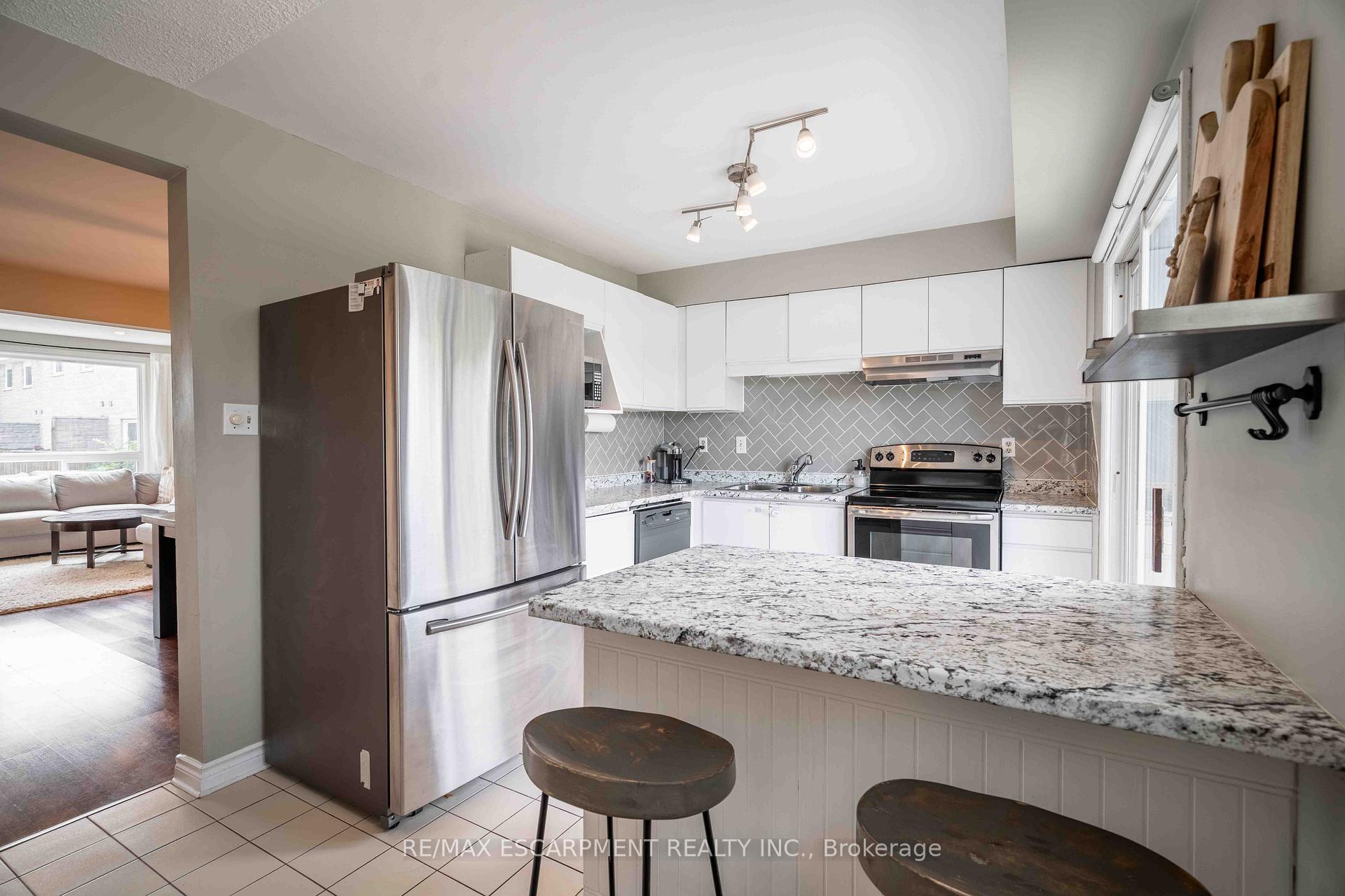 Photo 24 of Unit 13, 1155 Paramount Drive, Hamilton, Stoney Creek — HOMEH