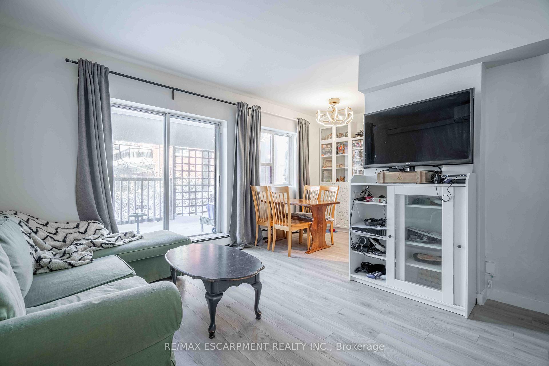Photo 8 of Unit 103, 141 Catharine Street S, Hamilton, Corktown — HOMEH