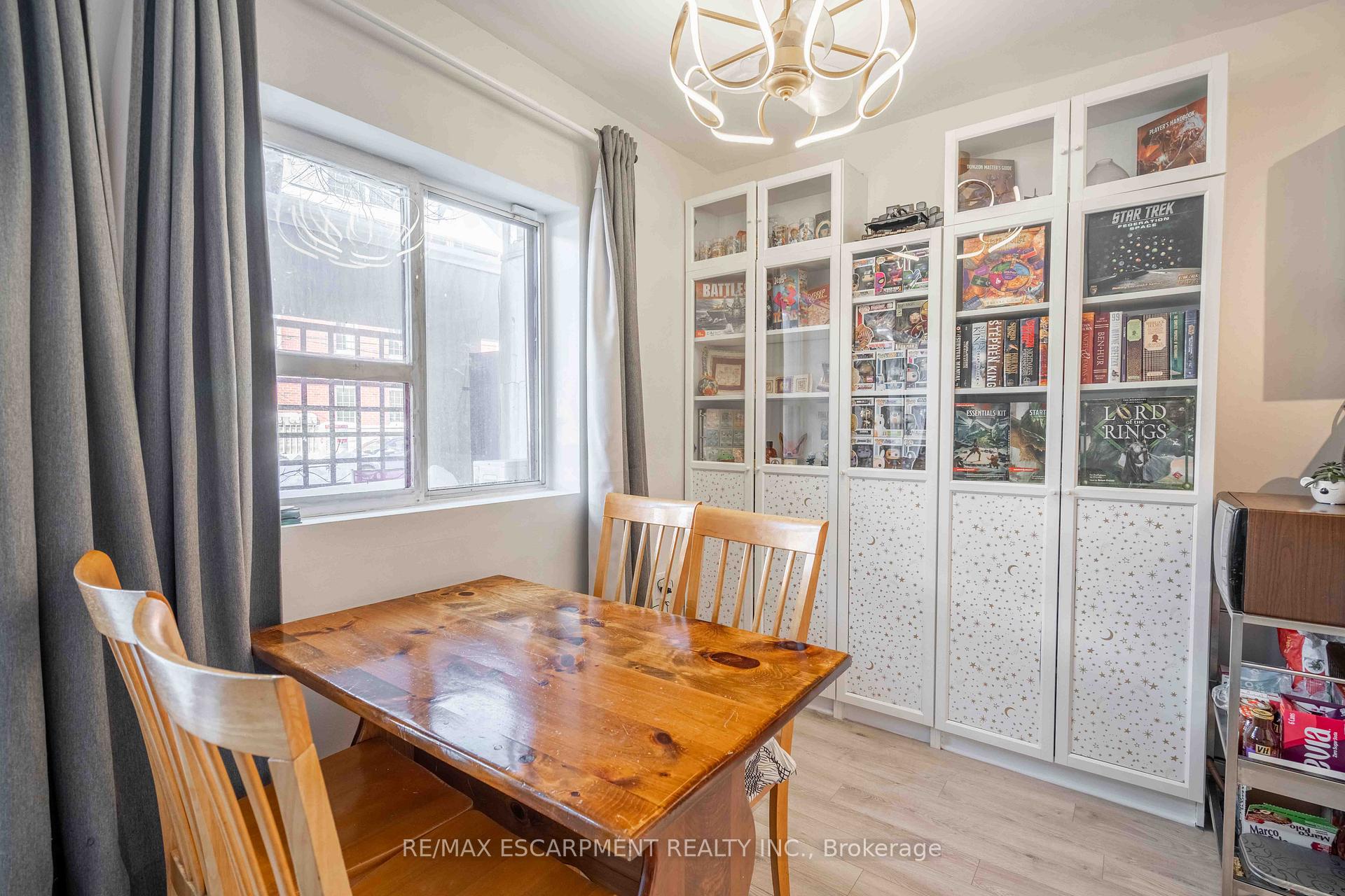 Photo 3 of Unit 103, 141 Catharine Street S, Hamilton, Corktown — HOMEH