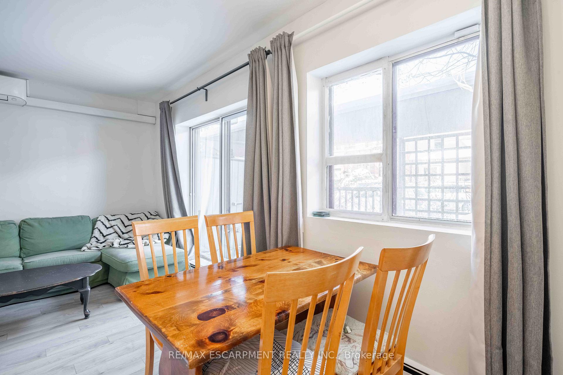 Photo 5 of Unit 103, 141 Catharine Street S, Hamilton, Corktown — HOMEH