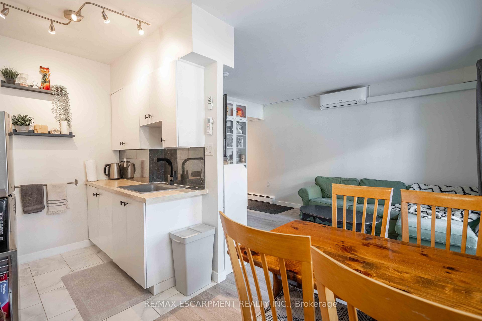 Photo 15 of Unit 103, 141 Catharine Street S, Hamilton, Corktown — HOMEH