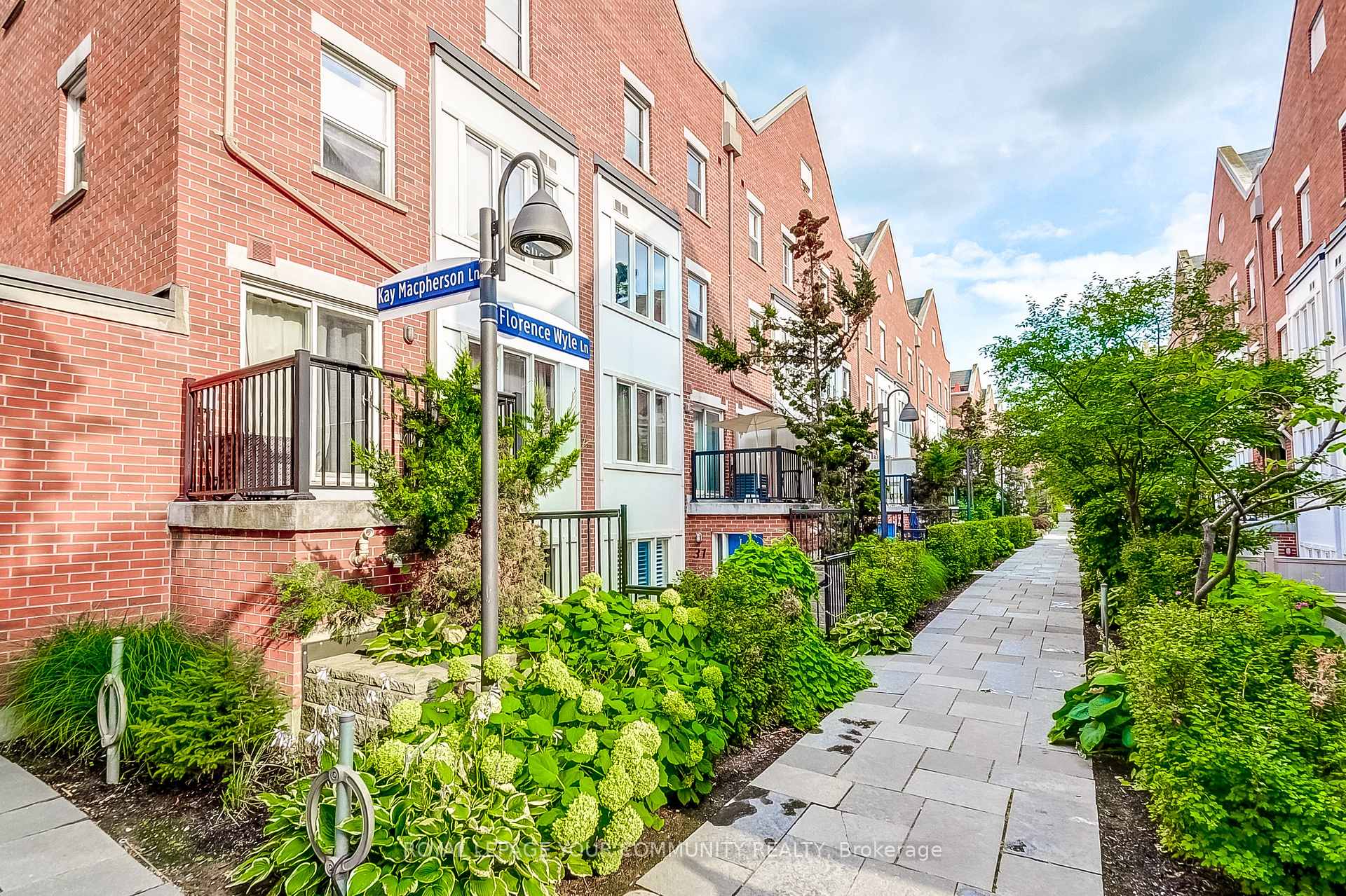 Photo 9 of 27 Florence Wyle Lane, Toronto, South Riverdale — HOMEH