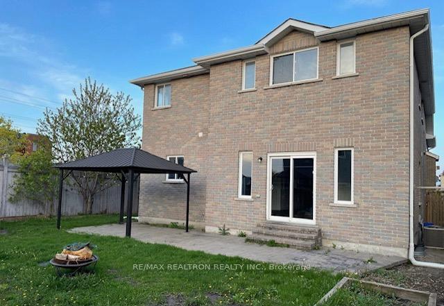 Photo 4 of 2 Esther Drive, Barrie, Painswick South — HOMEH