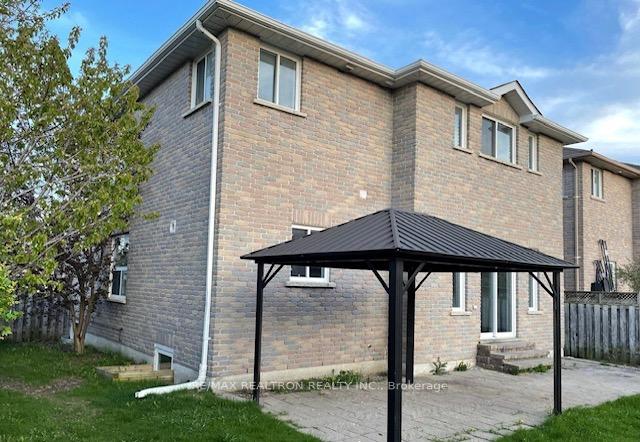 Photo 5 of 2 Esther Drive, Barrie, Painswick South — HOMEH