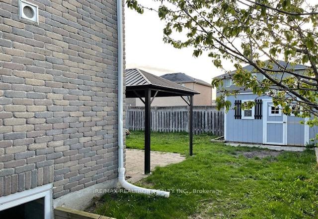 Photo 6 of 2 Esther Drive, Barrie, Painswick South — HOMEH