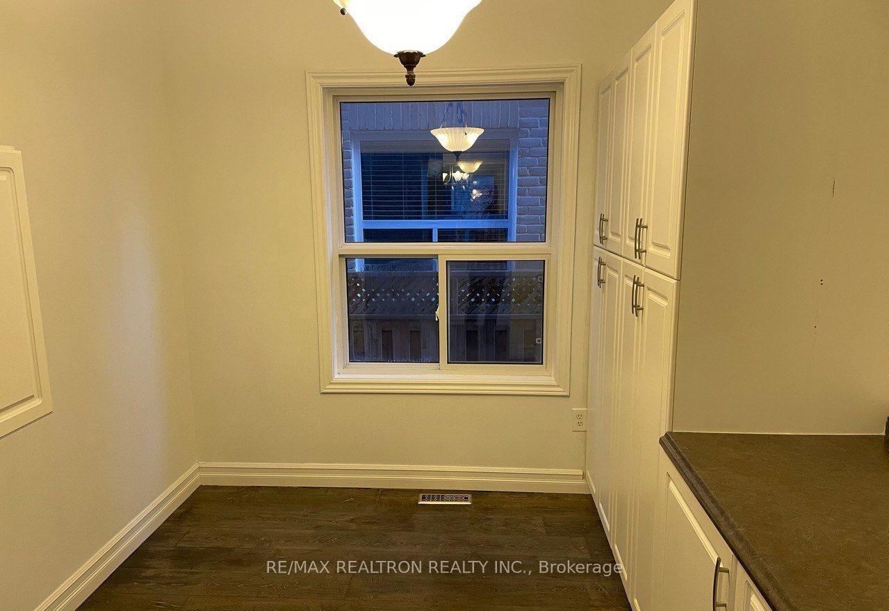 Photo 14 of 2 Esther Drive, Barrie, Painswick South — HOMEH