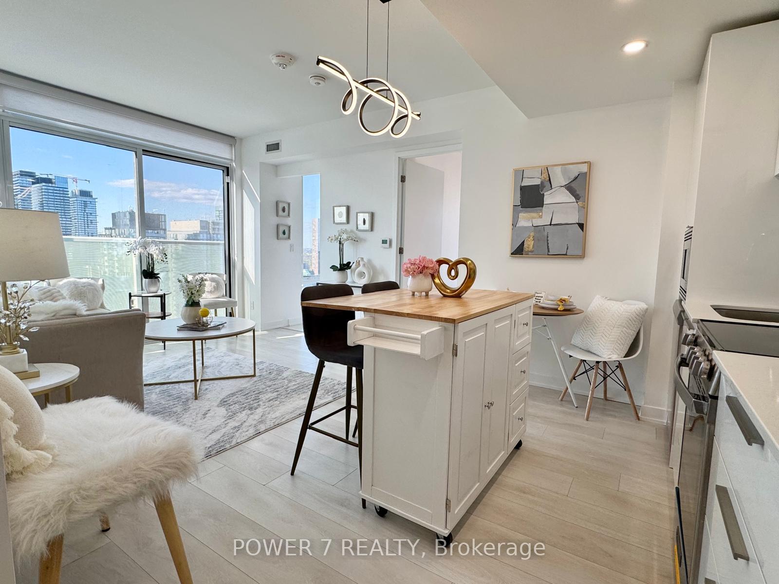 Photo 4 of Unit 3305, 501 Yonge Street, Toronto, Church-Yonge Corridor — HOMEH