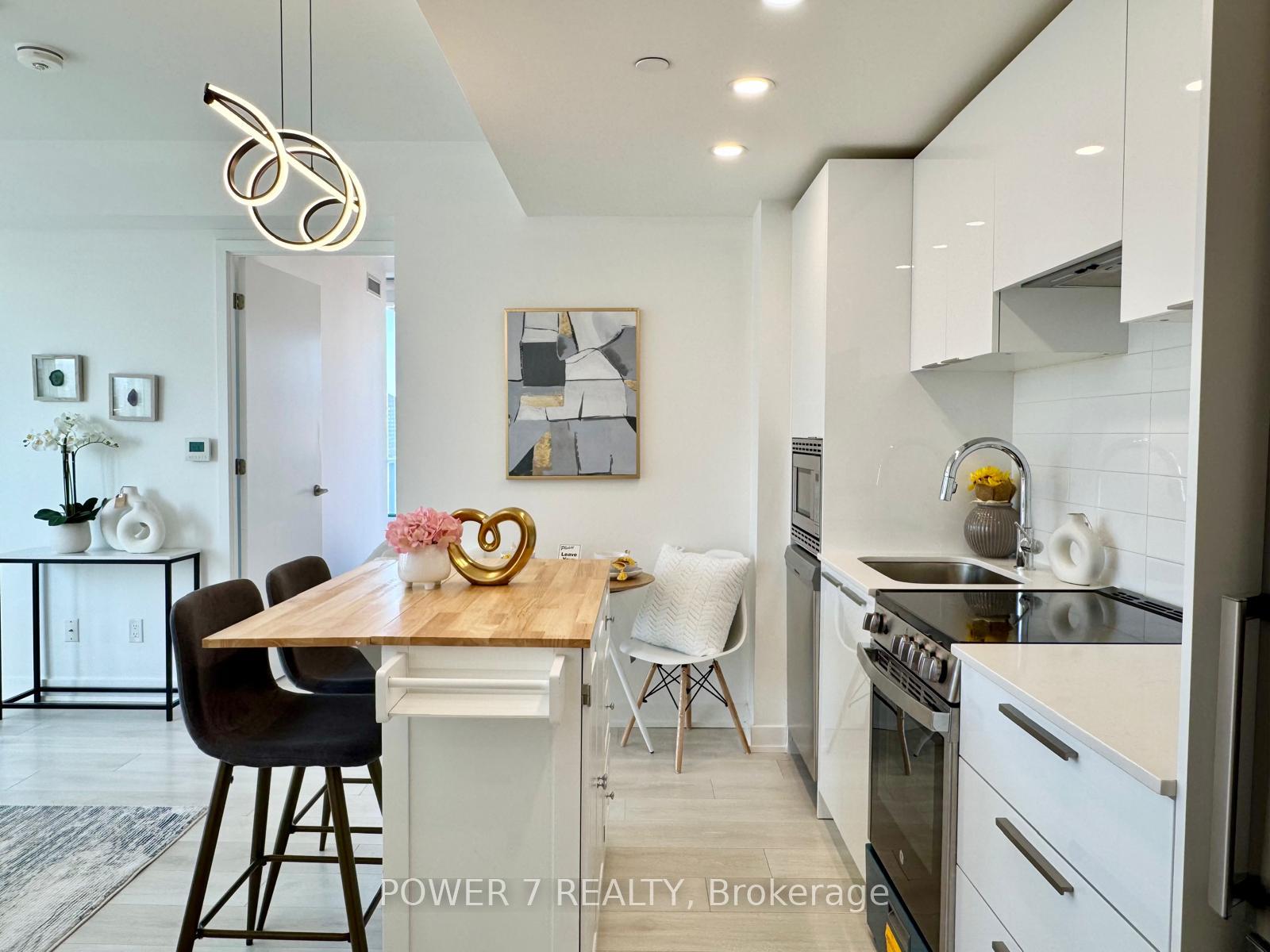 Photo 7 of Unit 3305, 501 Yonge Street, Toronto, Church-Yonge Corridor — HOMEH