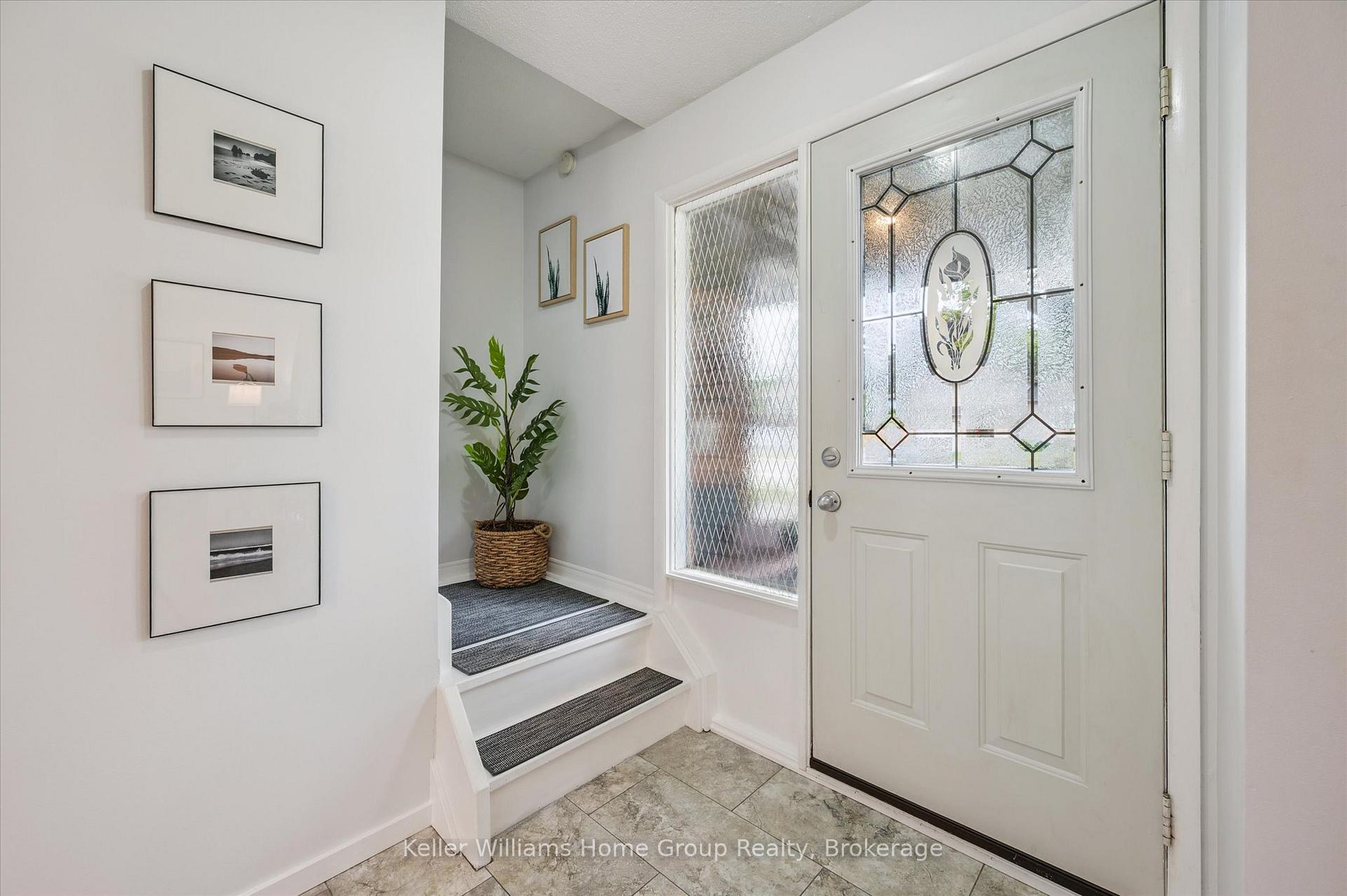 Photo 5 of 85 Marksam Road, Guelph, Willow West/Sugarbush/West Acres — HOMEH