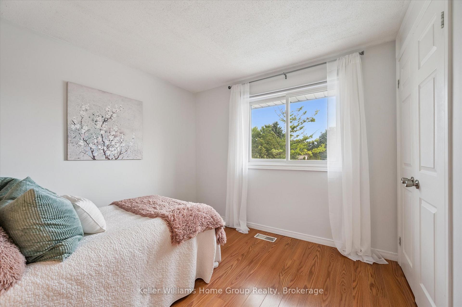 Photo 20 of 85 Marksam Road, Guelph, Willow West/Sugarbush/West Acres — HOMEH