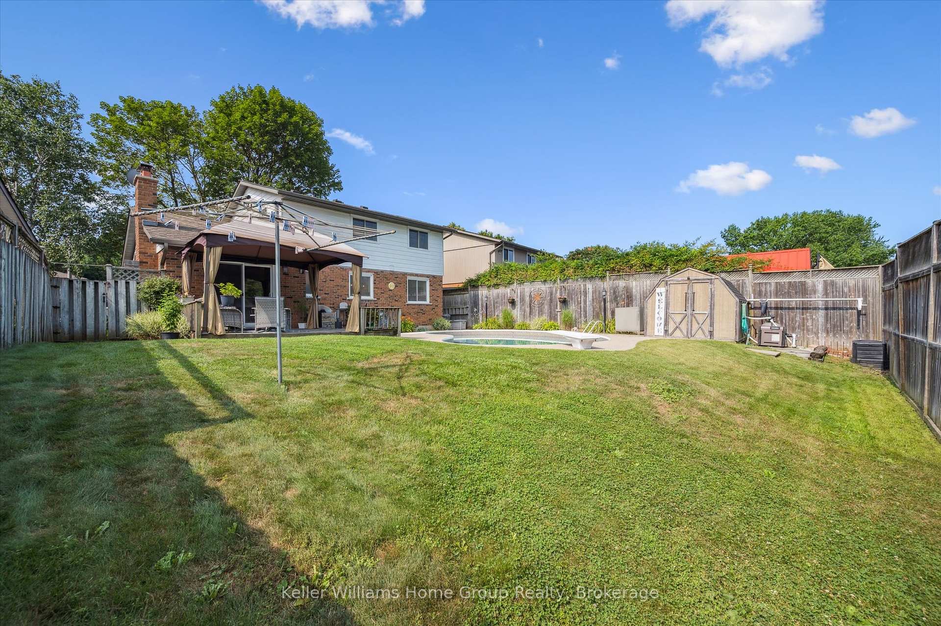 Photo 35 of 85 Marksam Road, Guelph, Willow West/Sugarbush/West Acres — HOMEH