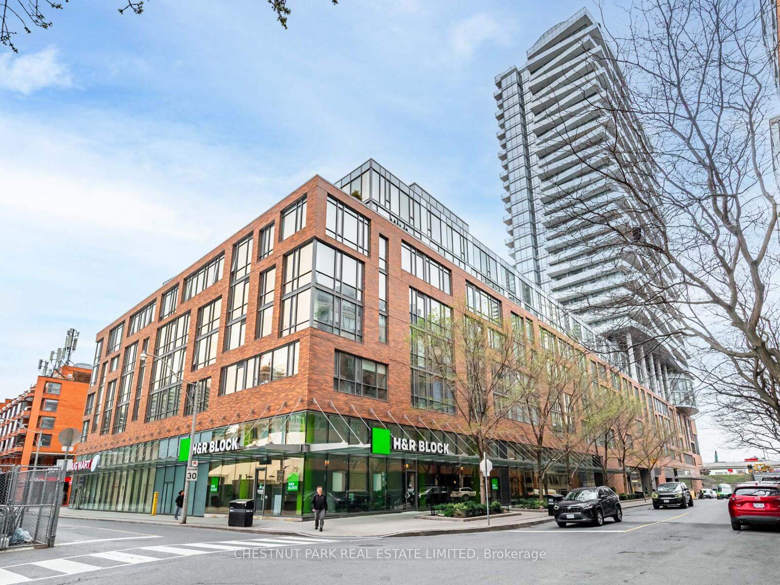 Front of Unit 421, 3 Market Street