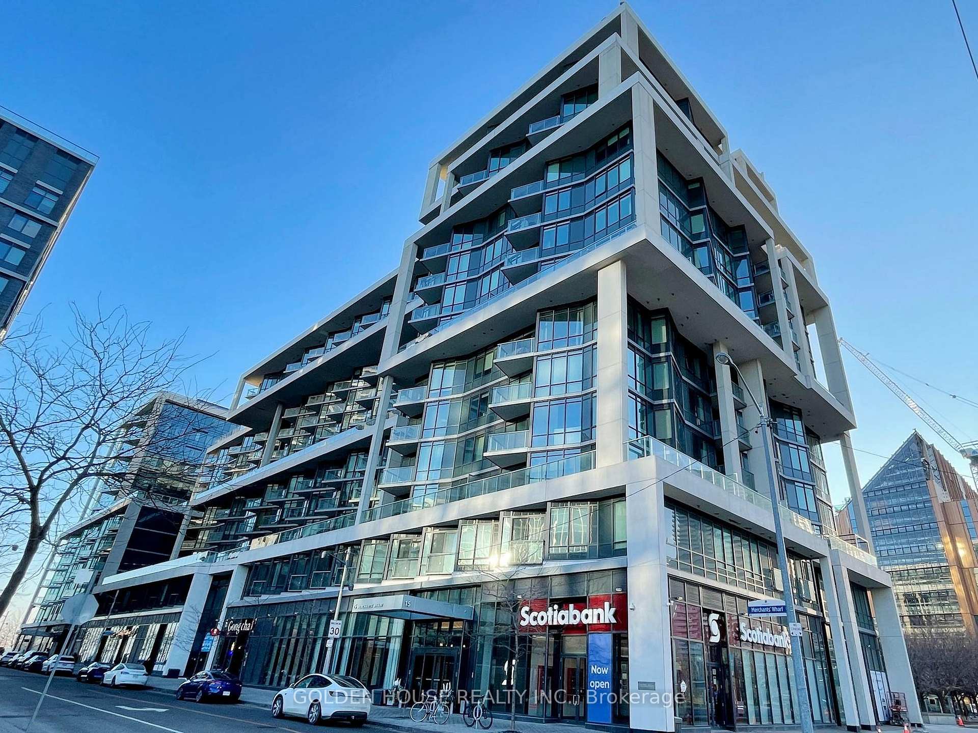 Front of Unit 1023, 55 Merchants' Wharf