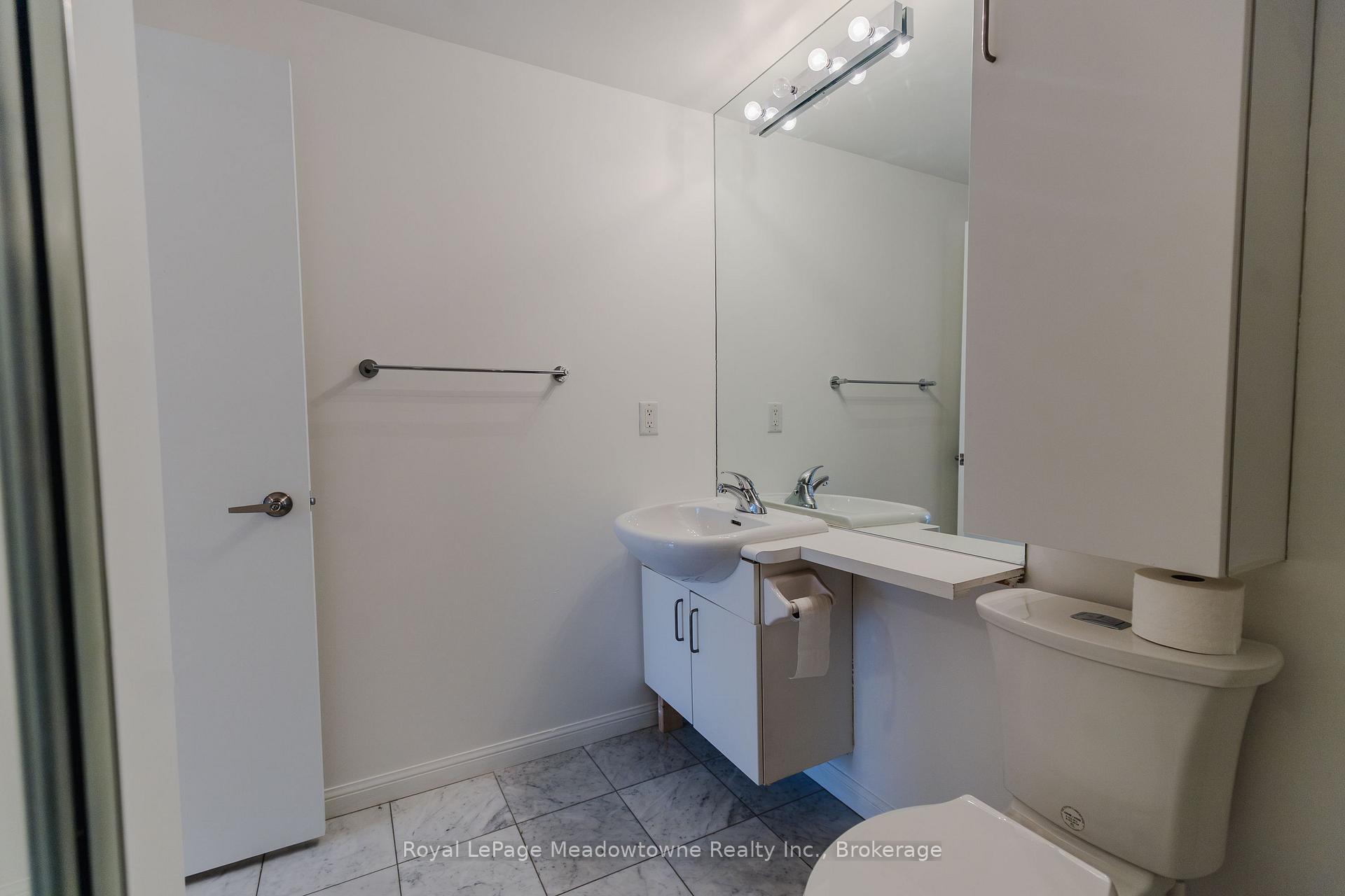 Photo 18 of Unit 511, 1801 Bayview Avenue E, Toronto, Leaside — HOMEH