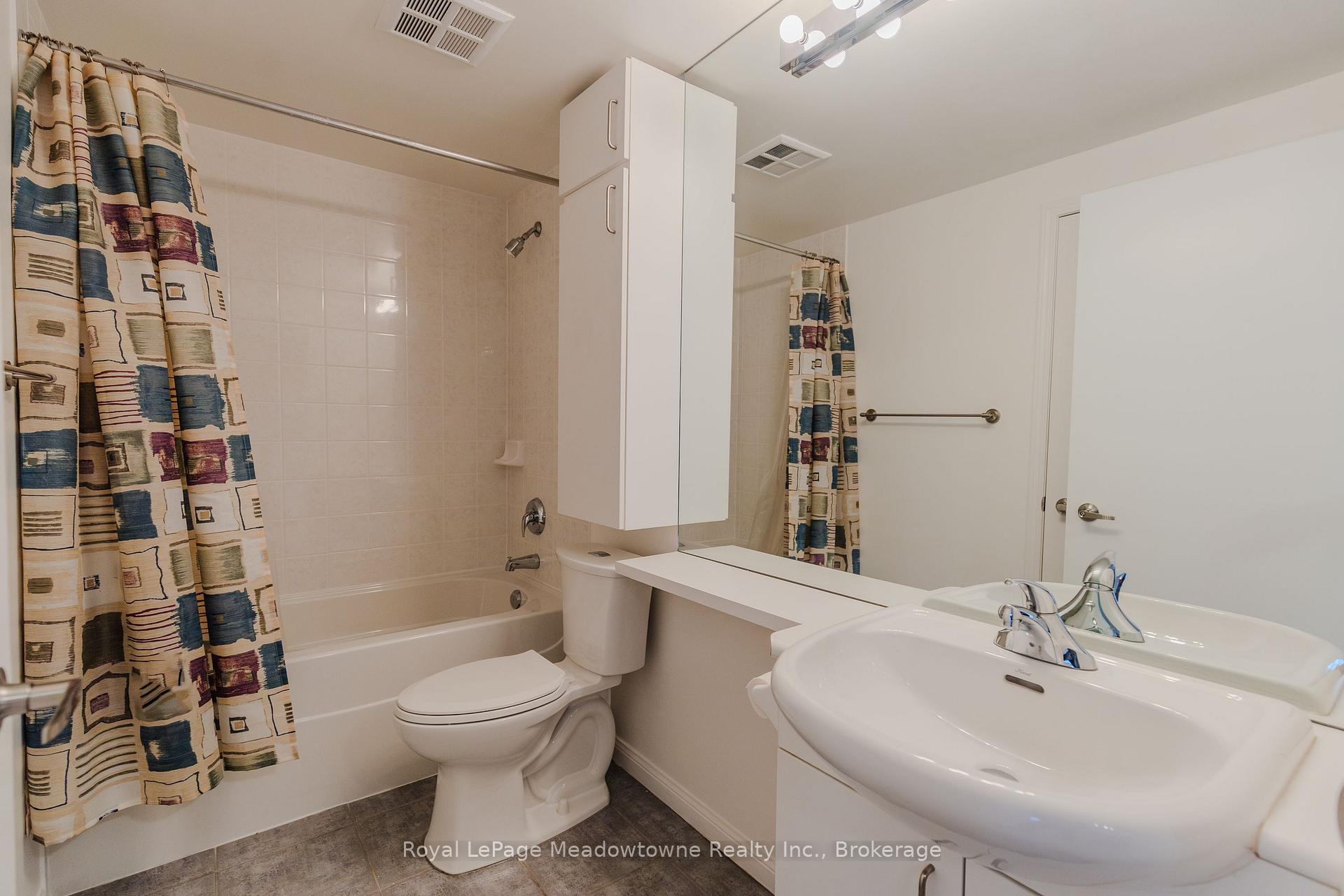 Photo 24 of Unit 511, 1801 Bayview Avenue E, Toronto, Leaside — HOMEH