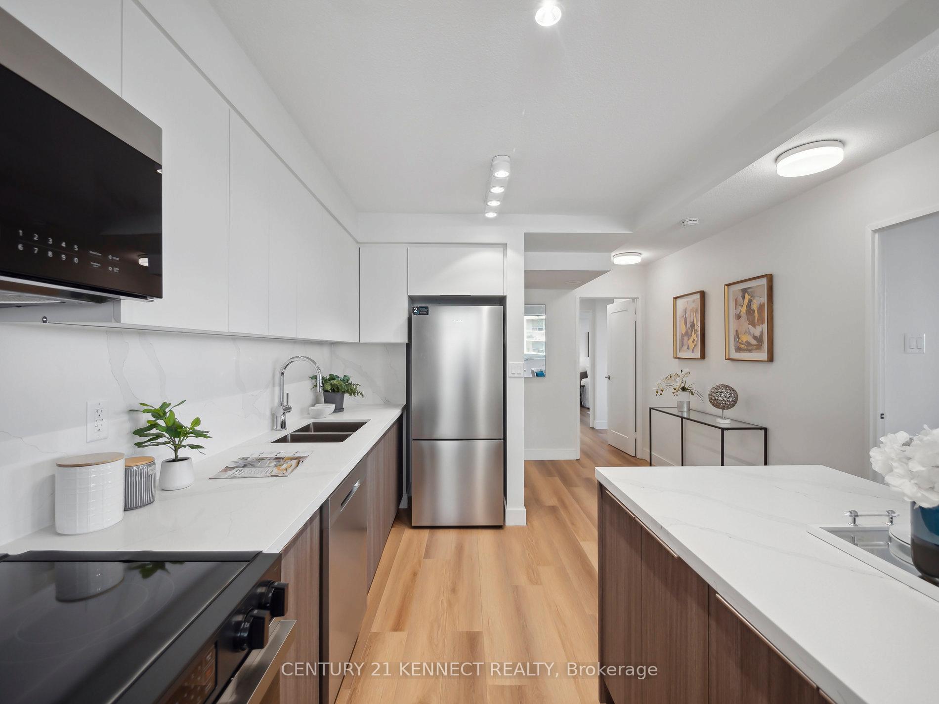 Photo 11 of Unit 1009, 8111 Yonge Street NW, Markham, Royal Orchard — HOMEH