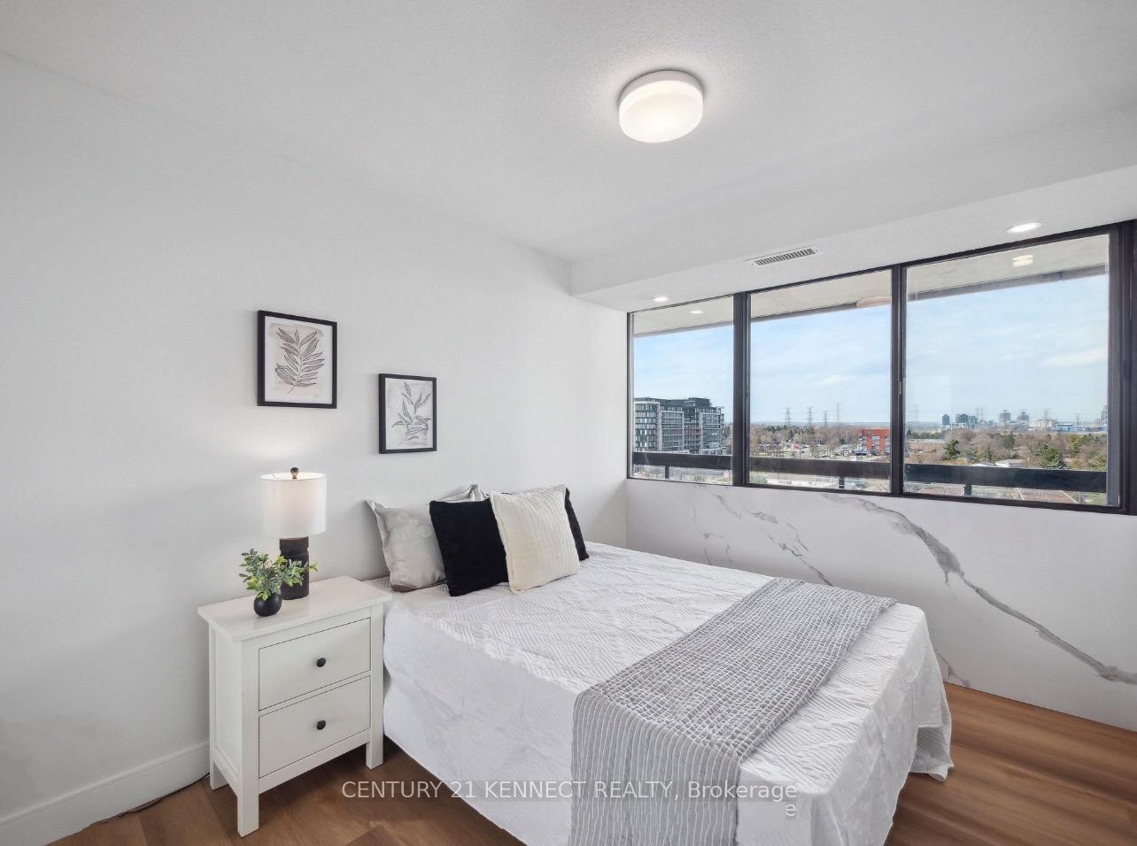Photo 17 of Unit 1009, 8111 Yonge Street NW, Markham, Royal Orchard — HOMEH