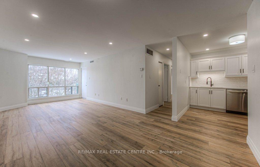 Front of Unit 402, 15 Hofstetter Avenue