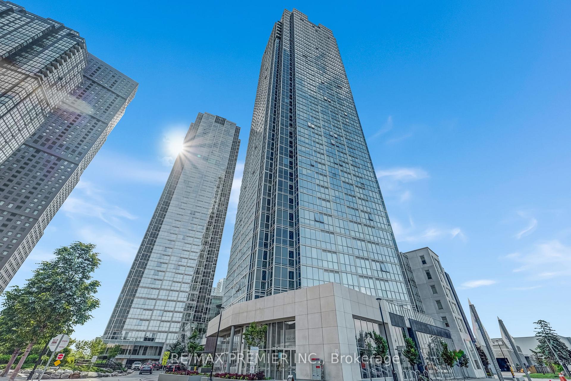 Photo 4 of Unit 1105, 2916 Highway 7, Vaughan, Concord — HOMEH