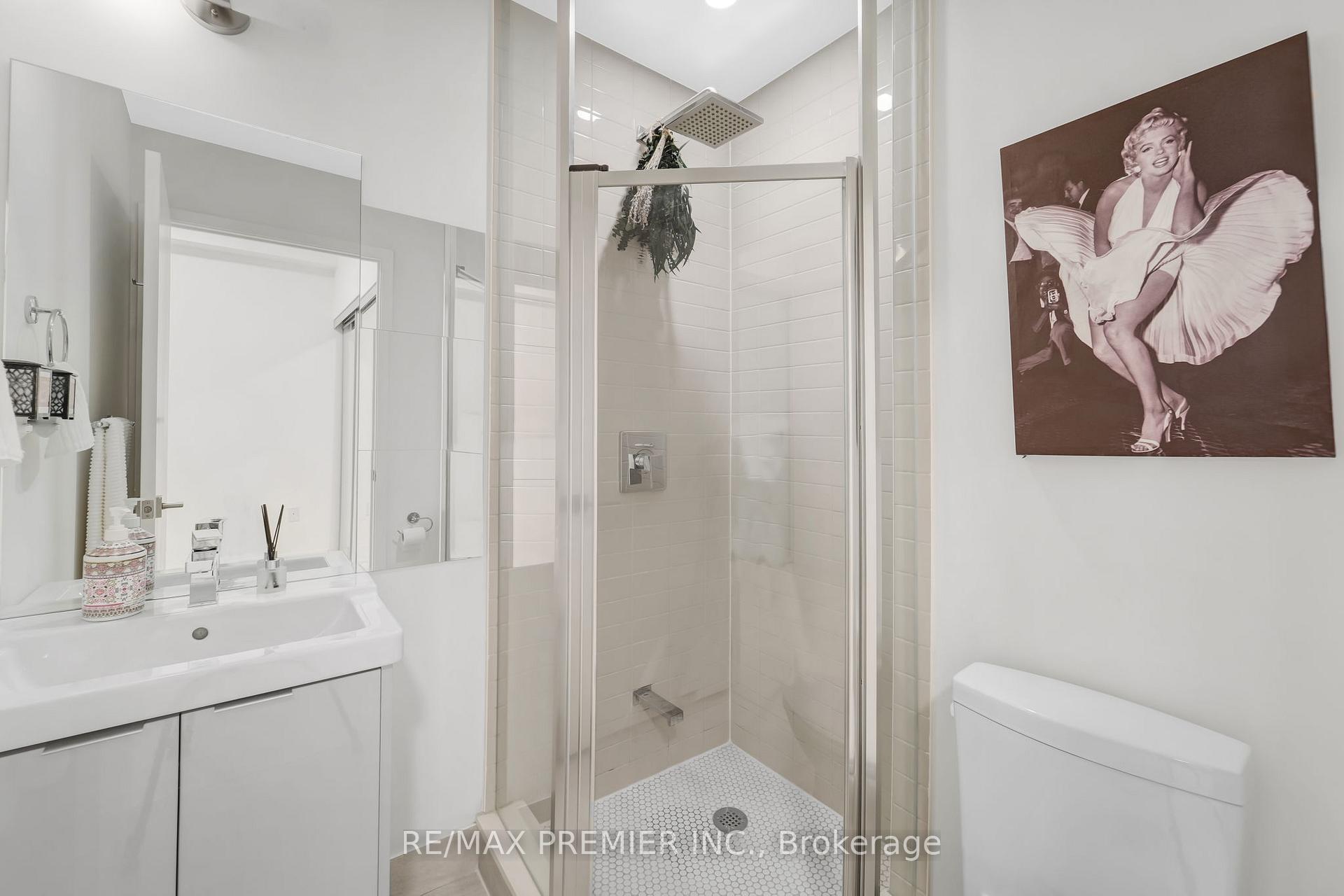 Photo 5 of Unit 1105, 2916 Highway 7, Vaughan, Concord — HOMEH