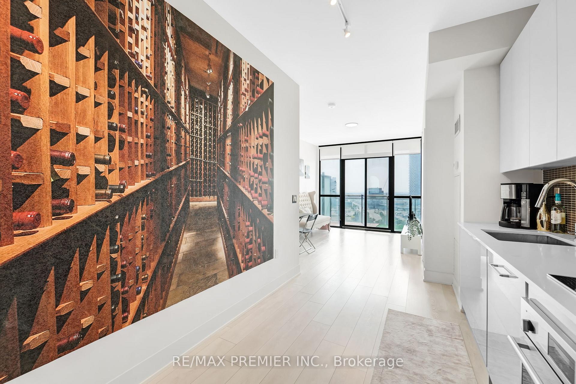 Photo 10 of Unit 1105, 2916 Highway 7, Vaughan, Concord — HOMEH