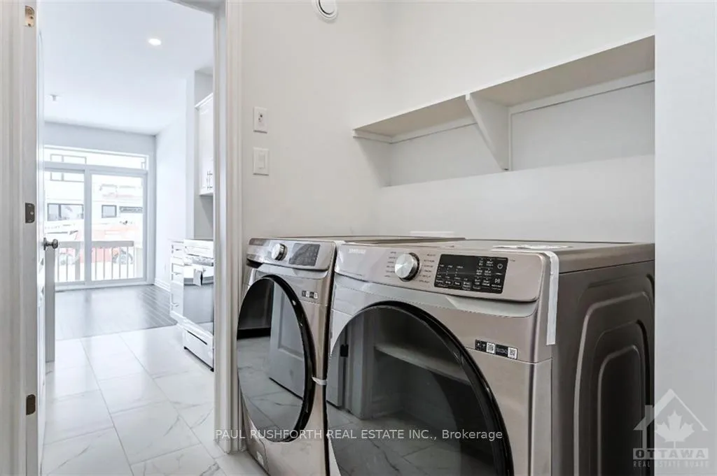 Photo 18 of 1006 Brian Good Avenue, Ottawa, Riverside South/Gloucester Glen — HOMEH