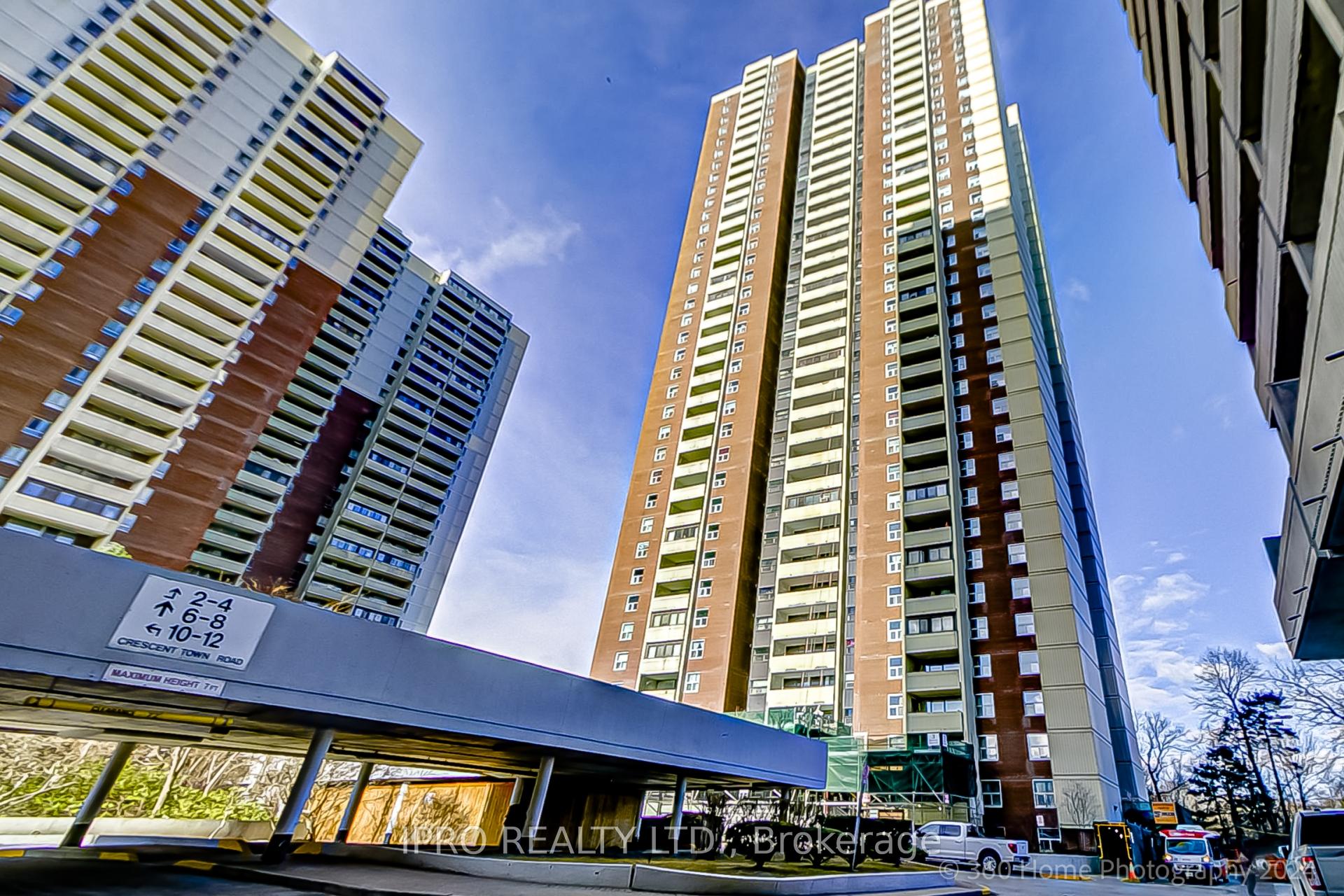 Photo 1 of Unit 2901, 3 Massey Square, Toronto, Crescent Town — HOMEH