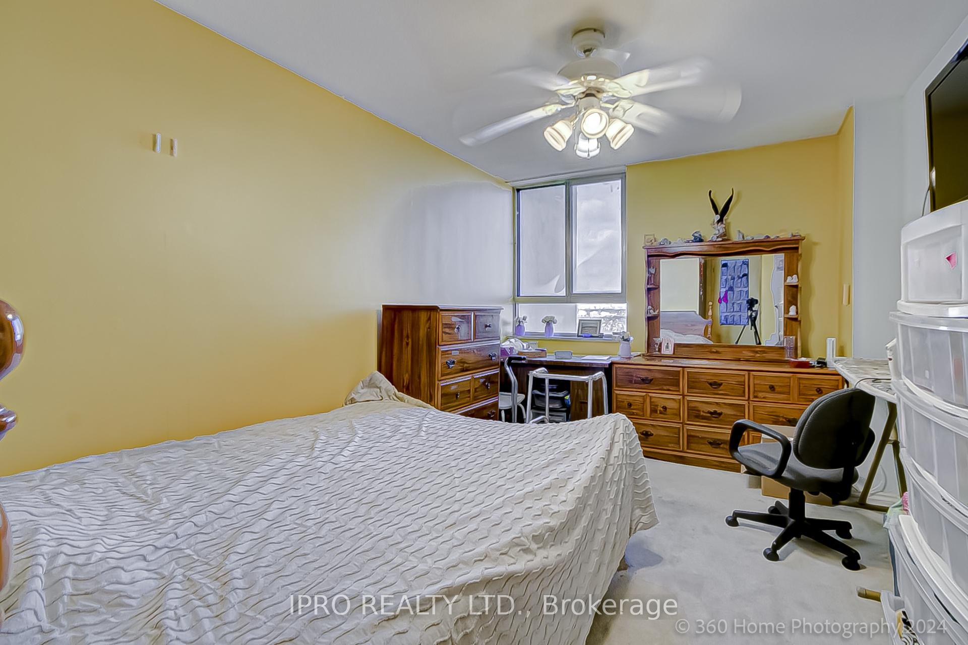 Photo 9 of Unit 2901, 3 Massey Square, Toronto, Crescent Town — HOMEH