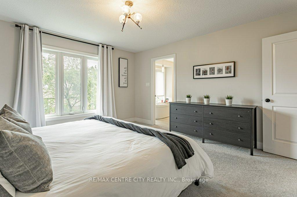 Photo 16 of Unit 12, 555 Sunningdale Road E, London, North B — HOMEH