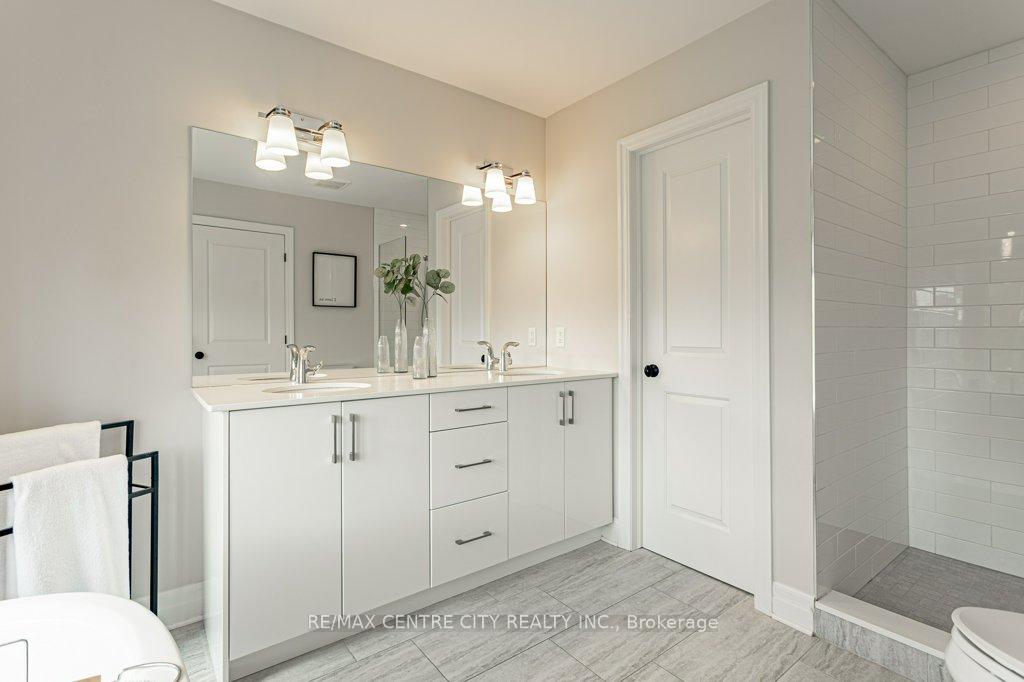 Photo 19 of Unit 12, 555 Sunningdale Road E, London, North B — HOMEH