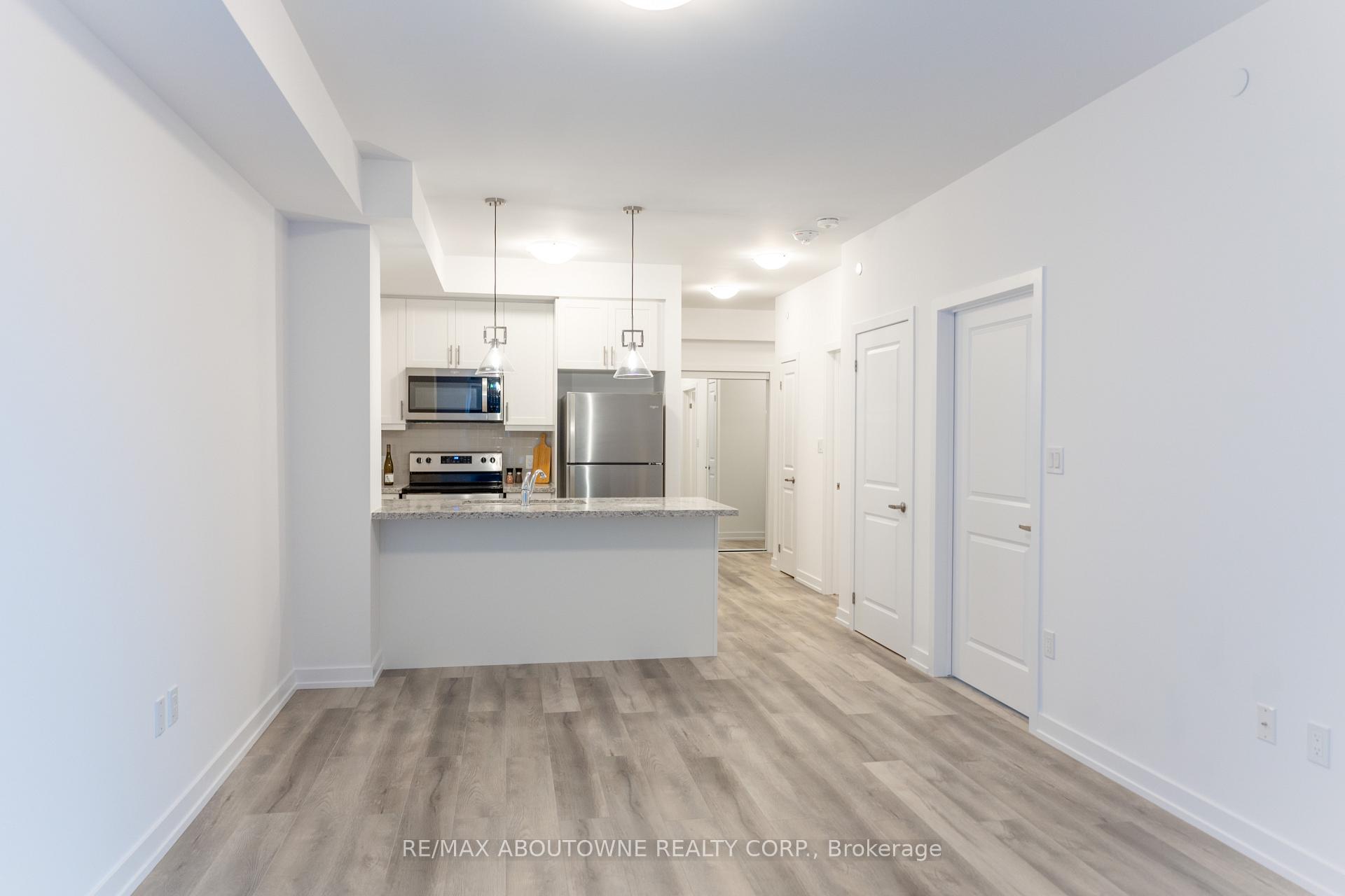 Front of Unit 429, 470 Dundas Street E